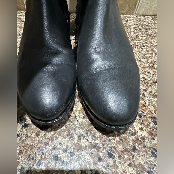 COLE HAAN ROCKLAND BLACK LEATHER KNEE HIGH FLAT HEEL RIDING BOOT - Picture 8 of 10